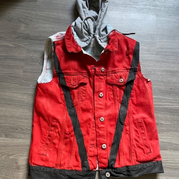 Thriller jacket - Picture 2 of 2